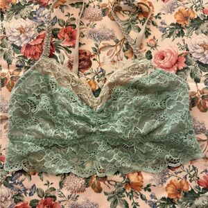 Elegant Lace Bralette in Mint Green size S